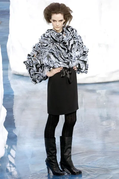 Look 57